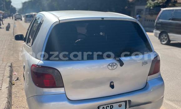 Comprar Usado Toyota Vitz Prata Carro em Maputo em Maputo Comprar Usado Toyota Vitz Prata Carro em Maputo em Maputo