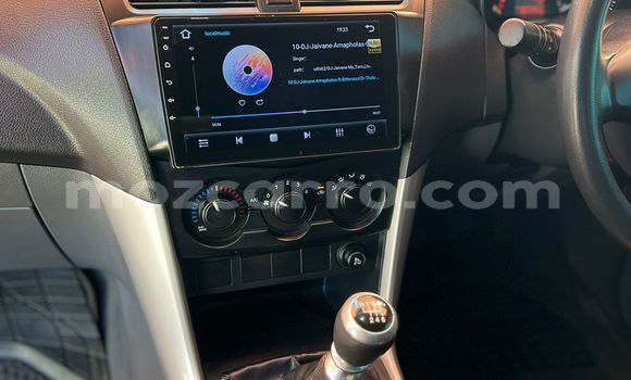 Comprar Novo Mazda BT-50 Azul Carro em Maputo em Maputo Comprar Novo Mazda BT-50 Azul Carro em Maputo em Maputo