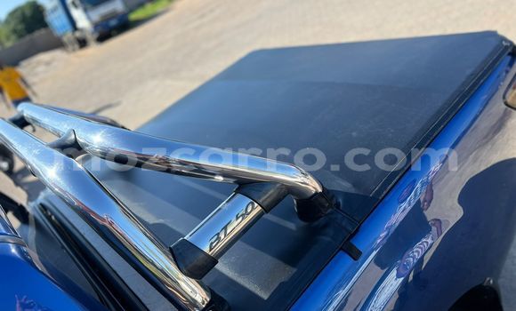 Comprar Novo Mazda BT-50 Azul Carro em Maputo em Maputo Comprar Novo Mazda BT-50 Azul Carro em Maputo em Maputo