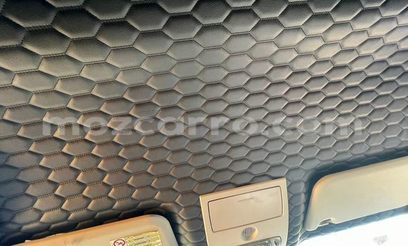 Comprar Novo Mazda BT-50 Azul Carro em Maputo em Maputo Comprar Novo Mazda BT-50 Azul Carro em Maputo em Maputo