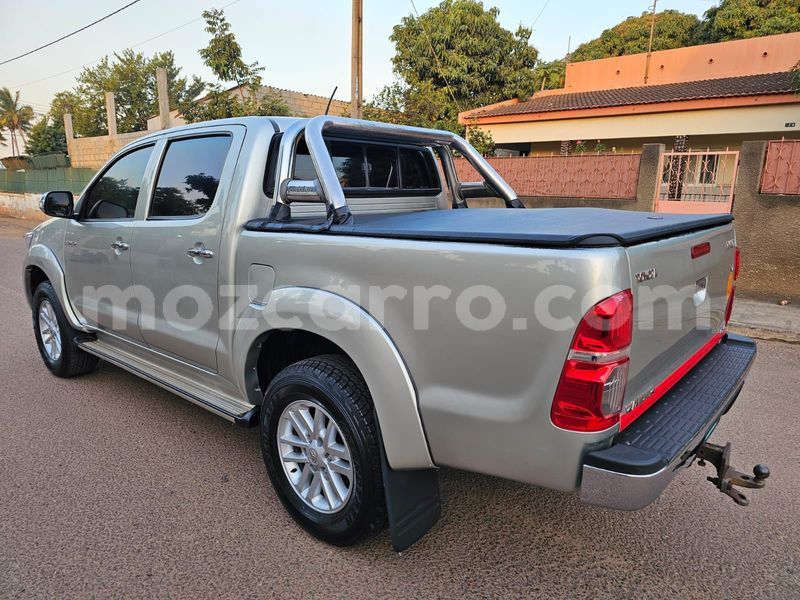 Big with watermark toyota hilux maputo maputo 25581