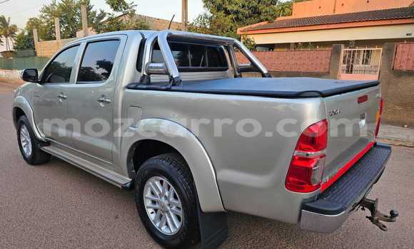 Buy Used Toyota Hilux Brown Car in Maputo in Maputo Buy Used Toyota Hilux Brown Car in Maputo in Maputo