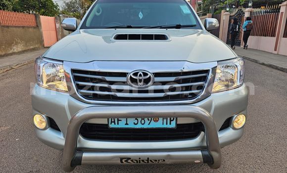 Buy Used Toyota Hilux Brown Car in Maputo in Maputo Buy Used Toyota Hilux Brown Car in Maputo in Maputo