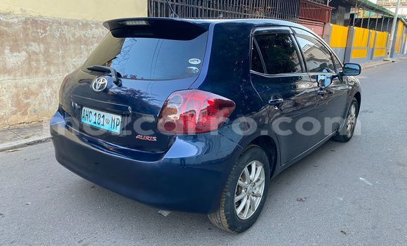 Comprar Usado Toyota Hilux Azul Carro em Maputo em Maputo Comprar Usado Toyota Hilux Azul Carro em Maputo em Maputo