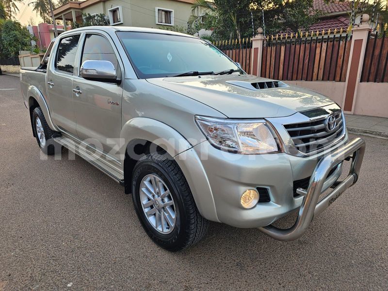 Big with watermark toyota hilux maputo maputo 25588