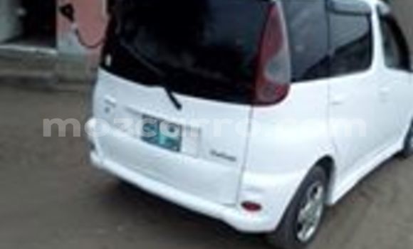 Comprar Usado Toyota FunCargo Branco Carro em Maputo em Maputo Comprar Usado Toyota FunCargo Branco Carro em Maputo em Maputo