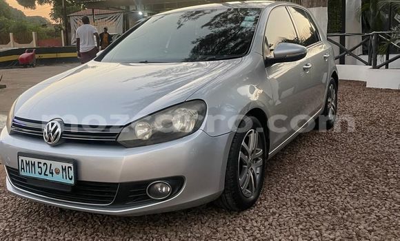 Comprar Novo Volkswagen Golf Prata Carro em Maputo em Maputo