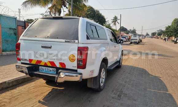 Tenga Tsaru Isuzu D-MAX Chena Mota in Maputo in Maputo Tenga Tsaru Isuzu D-MAX Chena Mota in Maputo in Maputo