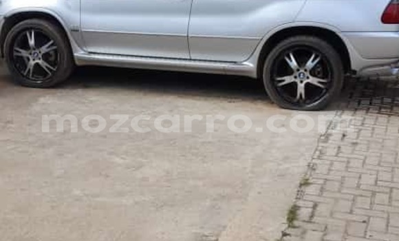 Nunua Ilio tumika BMW X5 Nyingine Gari ndani ya Maputo nchini Maputo
