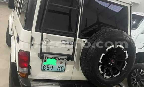 Buy New Toyota Land Cruiser White Car in Maputo in Maputo Buy New Toyota Land Cruiser White Car in Maputo in Maputo