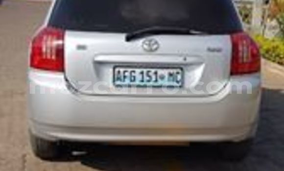 Comprar Usado Toyota Runx Prata Carro em Maputo em Maputo Comprar Usado Toyota Runx Prata Carro em Maputo em Maputo