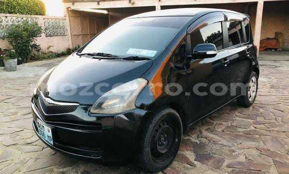 Comprar Usado Toyota Ractis Preto Carro em Maputo em Maputo Comprar Usado Toyota Ractis Preto Carro em Maputo em Maputo