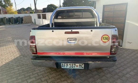 Nunua Ilio tumika Toyota Hilux Nyingine Gari ndani ya Maputo nchini Maputo Nunua Ilio tumika Toyota Hilux Nyingine Gari ndani ya Maputo nchini Maputo
