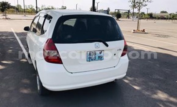 Comprar Usado Honda Fit Branco Carro em Maputo em Maputo Comprar Usado Honda Fit Branco Carro em Maputo em Maputo