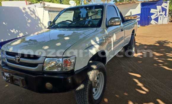 Buy Used Toyota Hilux White Car in Maputo in Maputo Buy Used Toyota Hilux White Car in Maputo in Maputo