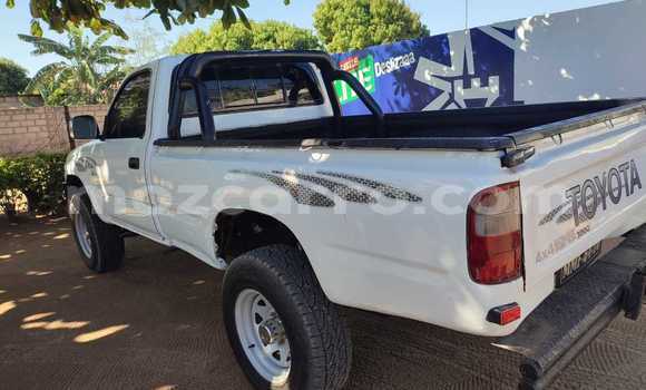 Buy Used Toyota Hilux White Car in Maputo in Maputo Buy Used Toyota Hilux White Car in Maputo in Maputo