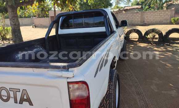 Buy Used Toyota Hilux White Car in Maputo in Maputo Buy Used Toyota Hilux White Car in Maputo in Maputo