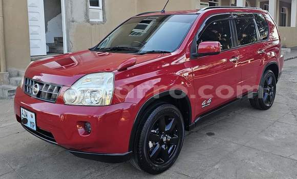 Comprar Novo Nissan X-Trail Vermelho Carro em Maputo em Maputo Comprar Novo Nissan X-Trail Vermelho Carro em Maputo em Maputo