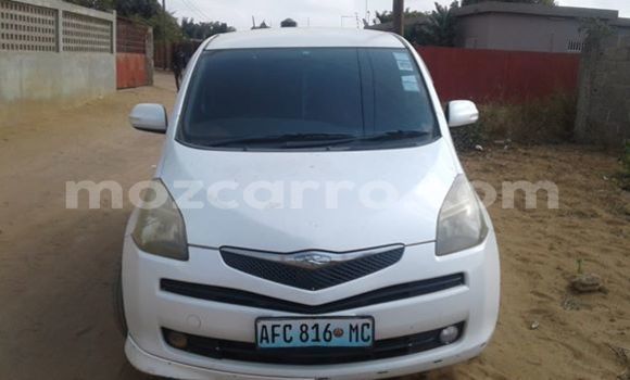 Comprar Usado Toyota Ractis Branco Carro em Maputo em Maputo Comprar Usado Toyota Ractis Branco Carro em Maputo em Maputo