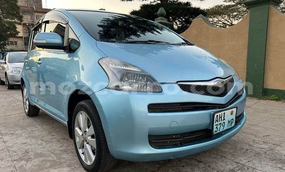 Buy Used Toyota Ractis Blue Car in Maputo in Maputo Buy Used Toyota Ractis Blue Car in Maputo in Maputo