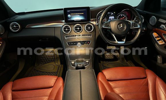 Nunua Ilio tumika Mercedes-Benz C-Classe Fedha Gari ndani ya Maputo nchini Maputo Nunua Ilio tumika Mercedes-Benz C-Classe Fedha Gari ndani ya Maputo nchini Maputo