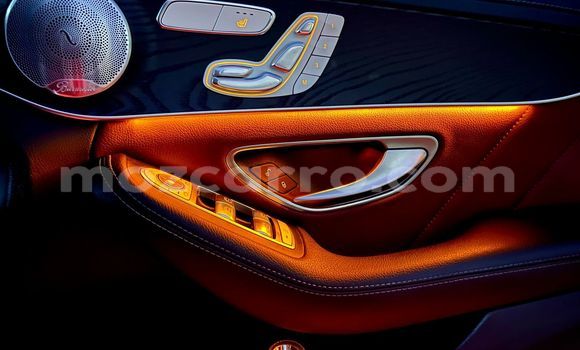 Nunua Ilio tumika Mercedes-Benz C-Classe Fedha Gari ndani ya Maputo nchini Maputo Nunua Ilio tumika Mercedes-Benz C-Classe Fedha Gari ndani ya Maputo nchini Maputo