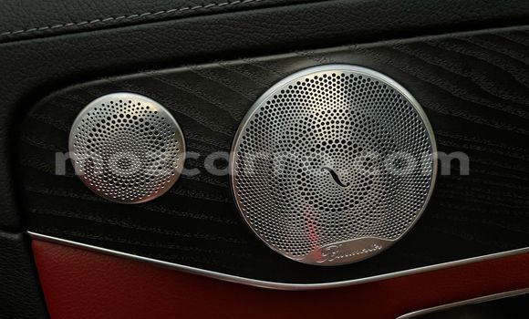 Nunua Ilio tumika Mercedes-Benz C-Classe Fedha Gari ndani ya Maputo nchini Maputo Nunua Ilio tumika Mercedes-Benz C-Classe Fedha Gari ndani ya Maputo nchini Maputo
