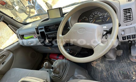 Nunua Ilio tumika Toyota Dyna Nyeupe Gari ndani ya Maputo nchini Maputo Nunua Ilio tumika Toyota Dyna Nyeupe Gari ndani ya Maputo nchini Maputo