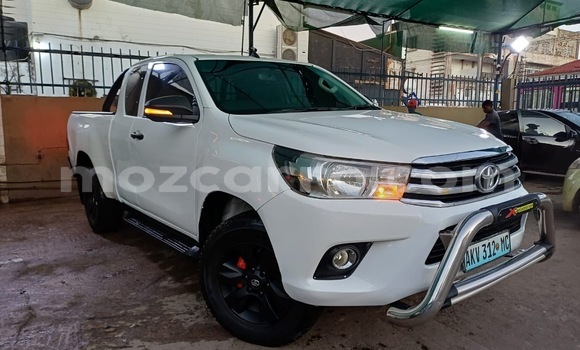 Comprar Usado Toyota REVO CAB Z-EDITION Branco Carro em Maputo em Maputo Comprar Usado Toyota REVO CAB Z-EDITION Branco Carro em Maputo em Maputo