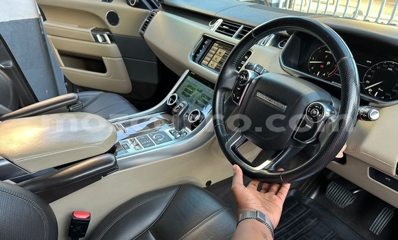 Comprar Usado Range Rover Range Rover De outros Carro em Maputo em Maputo Comprar Usado Range Rover Range Rover De outros Carro em Maputo em Maputo