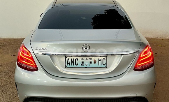 Buy Used Mercedes-Benz C250 coupe Other Car in Maputo in Maputo Buy Used Mercedes-Benz C250 coupe Other Car in Maputo in Maputo