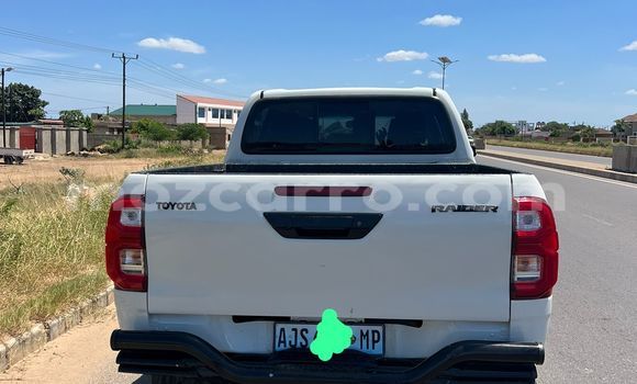 Buy Used Toyota Hilux White Car in Maputo in Maputo Buy Used Toyota Hilux White Car in Maputo in Maputo
