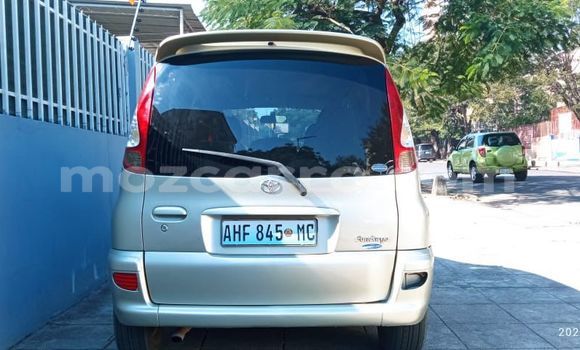 Comprar Usado Toyota FunCargo Castanho Carro em Maputo em Maputo Comprar Usado Toyota FunCargo Castanho Carro em Maputo em Maputo