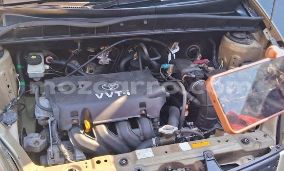 Comprar Usado Toyota FunCargo Castanho Carro em Maputo em Maputo Comprar Usado Toyota FunCargo Castanho Carro em Maputo em Maputo