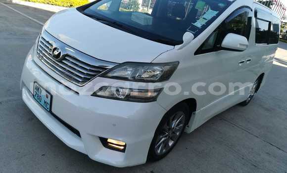 Buy Used Toyota Vellfire White Car in Maputo in Maputo Buy Used Toyota Vellfire White Car in Maputo in Maputo