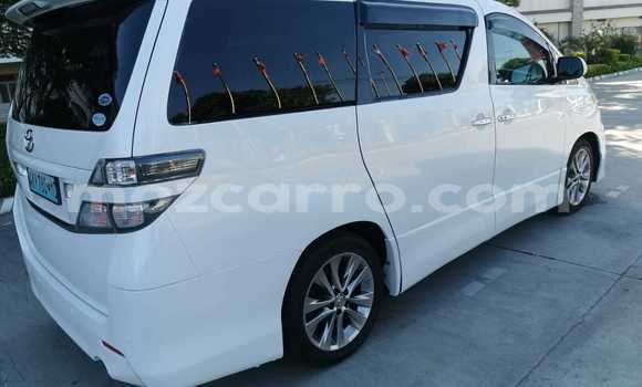 Buy Used Toyota Vellfire White Car in Maputo in Maputo Buy Used Toyota Vellfire White Car in Maputo in Maputo