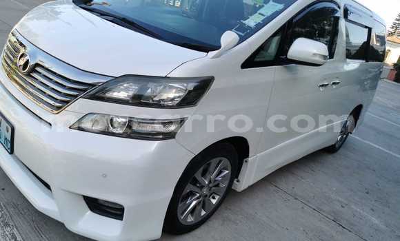 Buy Used Toyota Vellfire White Car in Maputo in Maputo Buy Used Toyota Vellfire White Car in Maputo in Maputo