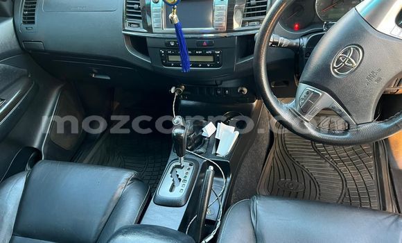 Comprar Novo Toyota Fortuner Branco Carro em Maputo em Maputo Comprar Novo Toyota Fortuner Branco Carro em Maputo em Maputo