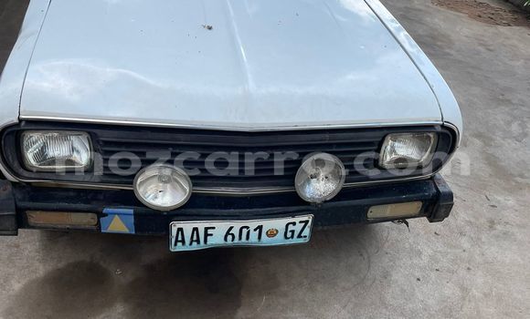 Comprar Usado Nissan 100NX Branco Carro em Maputo em Maputo Comprar Usado Nissan 100NX Branco Carro em Maputo em Maputo