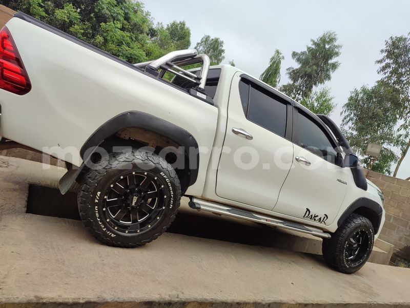 Big with watermark toyota hilux maputo maputo 25704