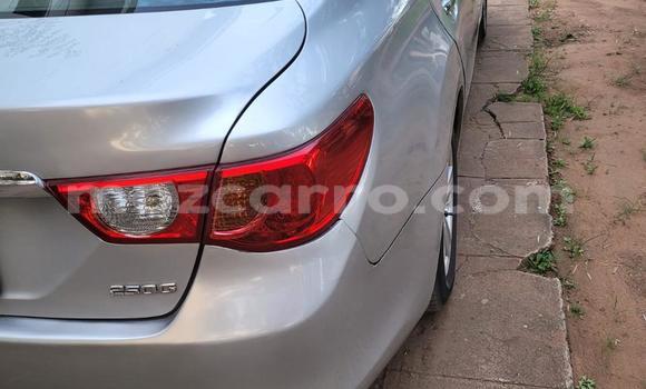 Comprar Usado Toyota Mark X Prata Carro em Maputo em Maputo Comprar Usado Toyota Mark X Prata Carro em Maputo em Maputo