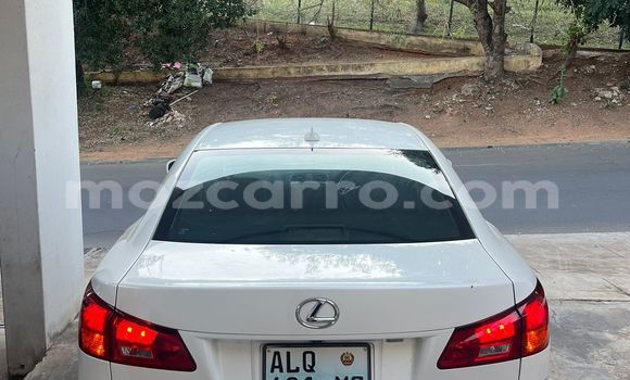 Comprar Usado Lexus IS Branco Carro em Maputo em Maputo Comprar Usado Lexus IS Branco Carro em Maputo em Maputo