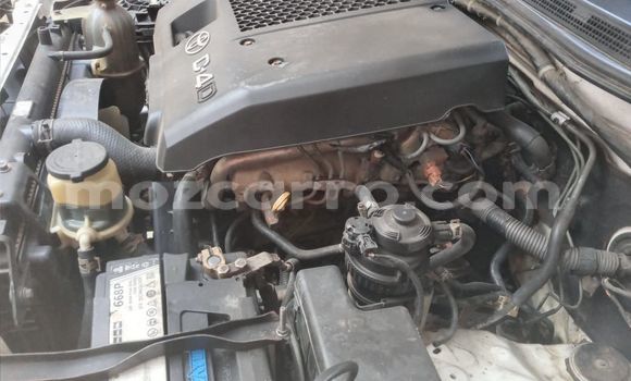 Buy Used Toyota Hilux White Car in Maputo in Maputo Buy Used Toyota Hilux White Car in Maputo in Maputo