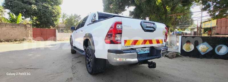 Big with watermark toyota hiluxe revo maputo maputo 25719