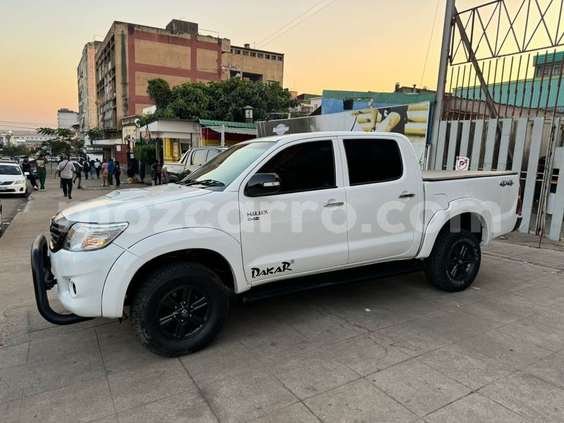 Big with watermark toyota hilux maputo maputo 25722