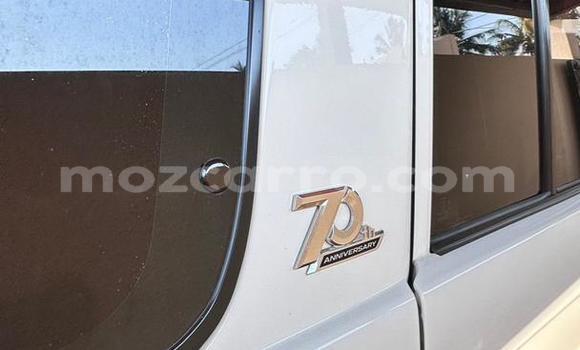 Comprar Usado Toyota Land Cruiser Branco Carro em Maputo em Maputo Comprar Usado Toyota Land Cruiser Branco Carro em Maputo em Maputo