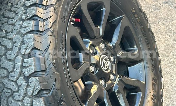 Comprar Novo Toyota Hilux Branco Carro em Maputo em Maputo Comprar Novo Toyota Hilux Branco Carro em Maputo em Maputo