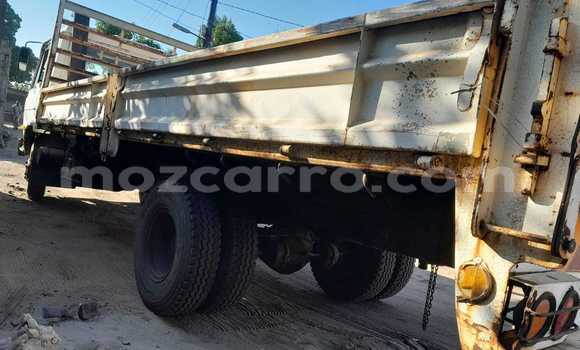 Tenga Tsaru Nissan UD Chena Rori in Maputo in Maputo Tenga Tsaru Nissan UD Chena Rori in Maputo in Maputo