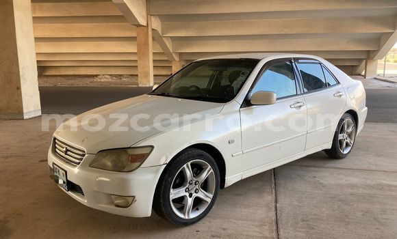 Comprar Usado Toyota Altezza Branco Carro em Maputo em Maputo