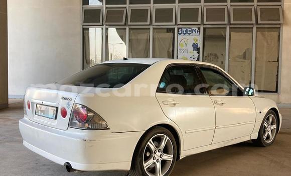 Nunua Ilio tumika Toyota Altezza Nyeupe Gari ndani ya Maputo nchini Maputo Nunua Ilio tumika Toyota Altezza Nyeupe Gari ndani ya Maputo nchini Maputo